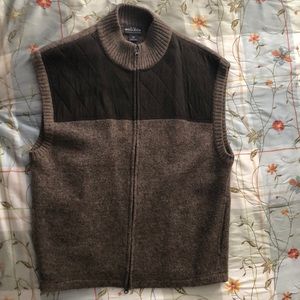 Woolrich XL sweater vest